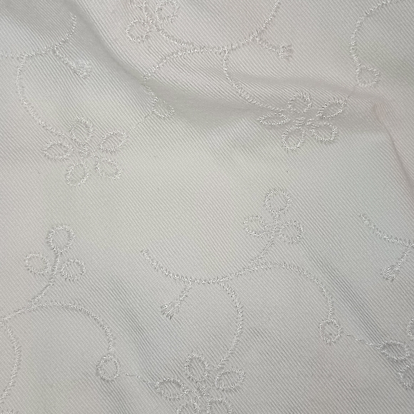 White Stag White Embroidered Capris 18 - Picture 8 of 8